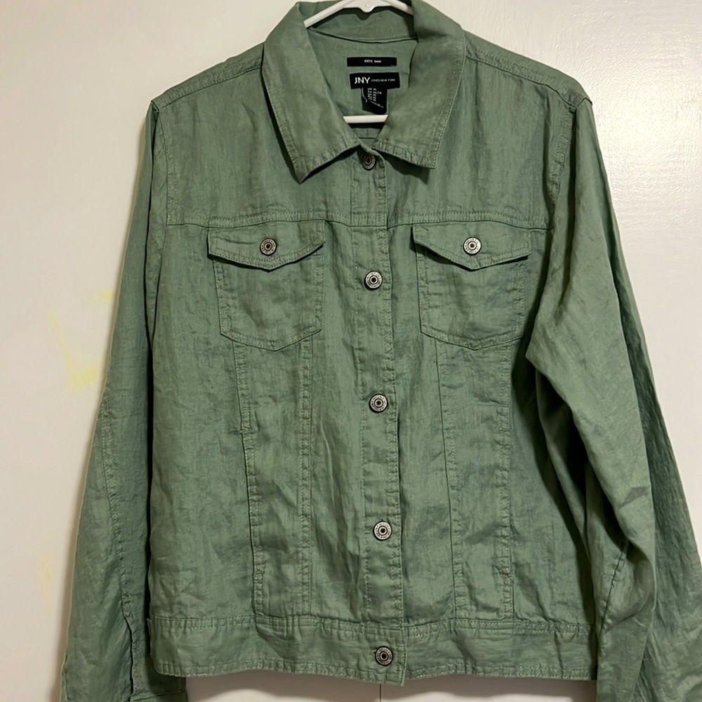 Women’s Jones New York linen jacket size xl.  New without tags.